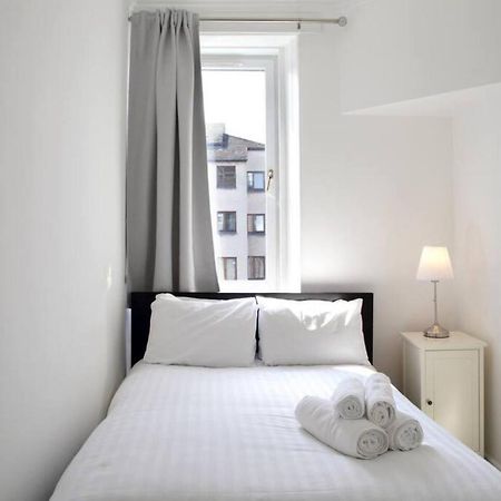 Beautiful Scandi-Inspired One Bed In Stockbridge Edinburgh Bagian luar foto