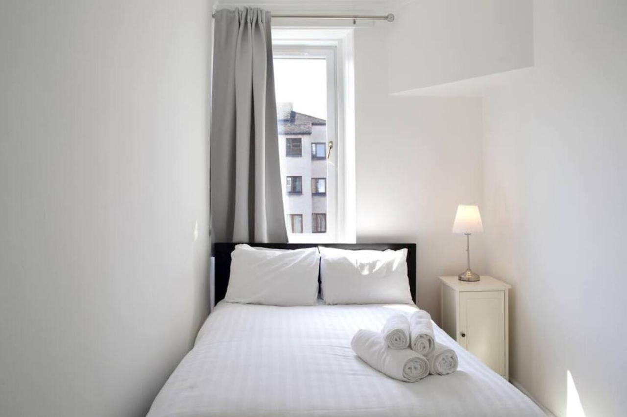 Beautiful Scandi-Inspired One Bed In Stockbridge Edinburgh Bagian luar foto
